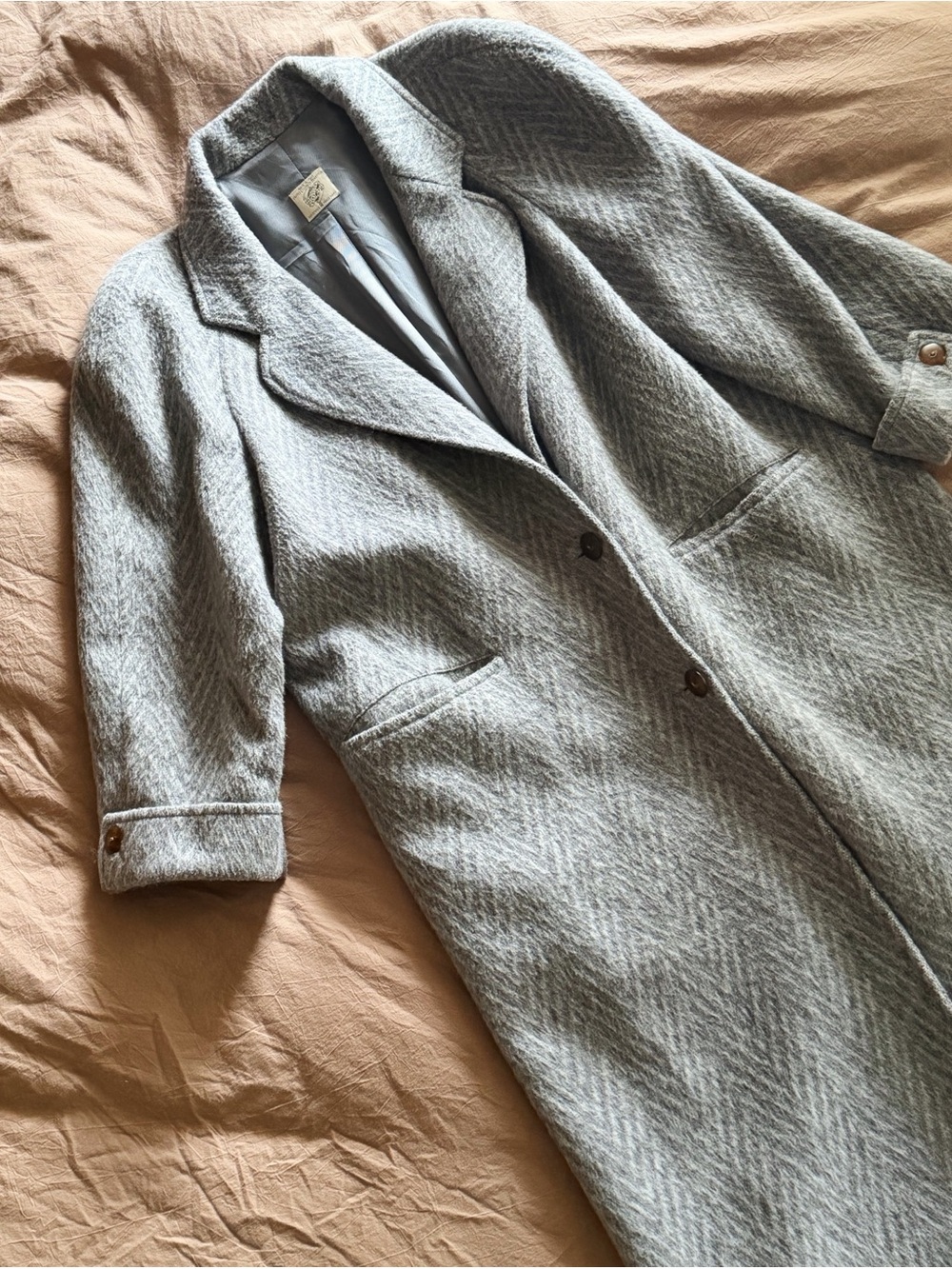 United Colors Of Benetton Light Gray Herringbone Wool Coat - vintage 80s Italy